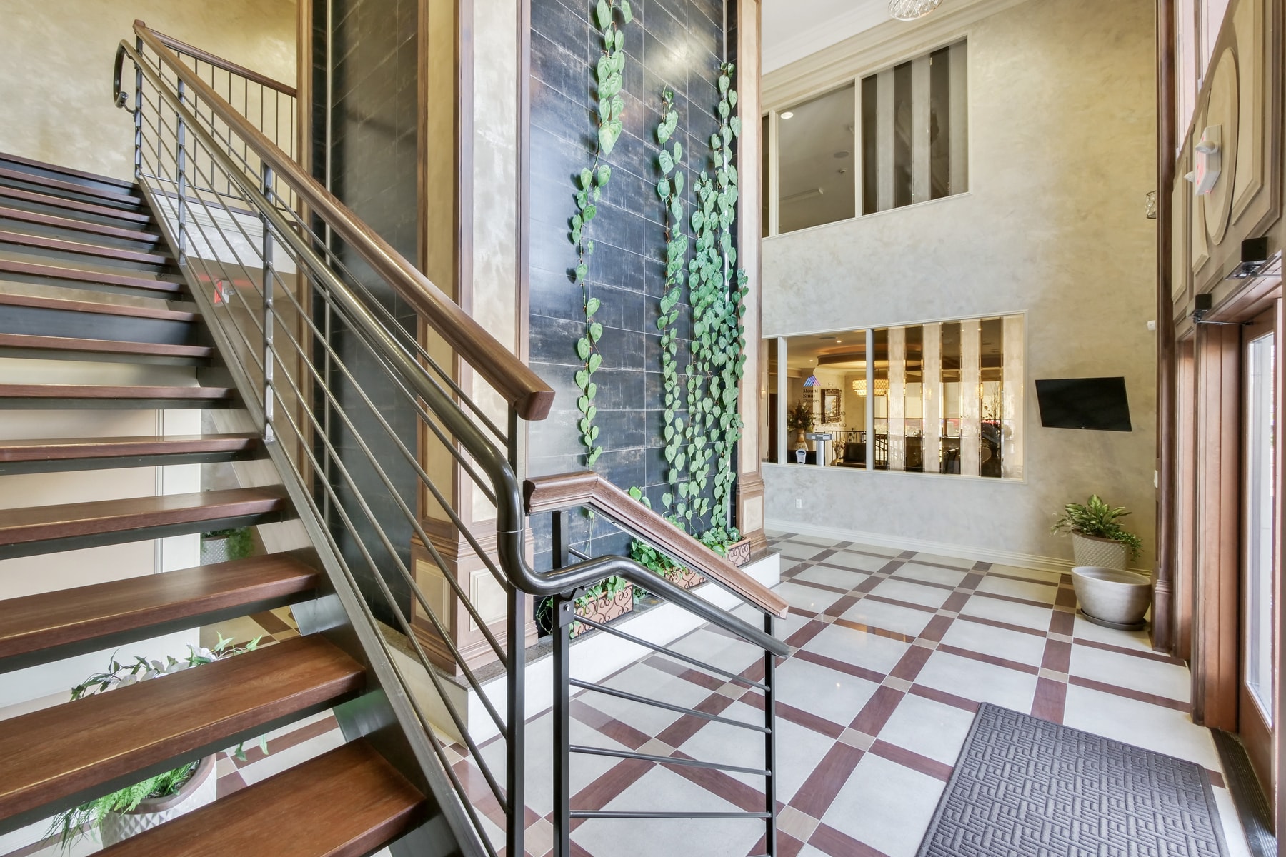 883 Poole Ave, Hazlet, NJ à louer Photo principale– Image 1 sur 31