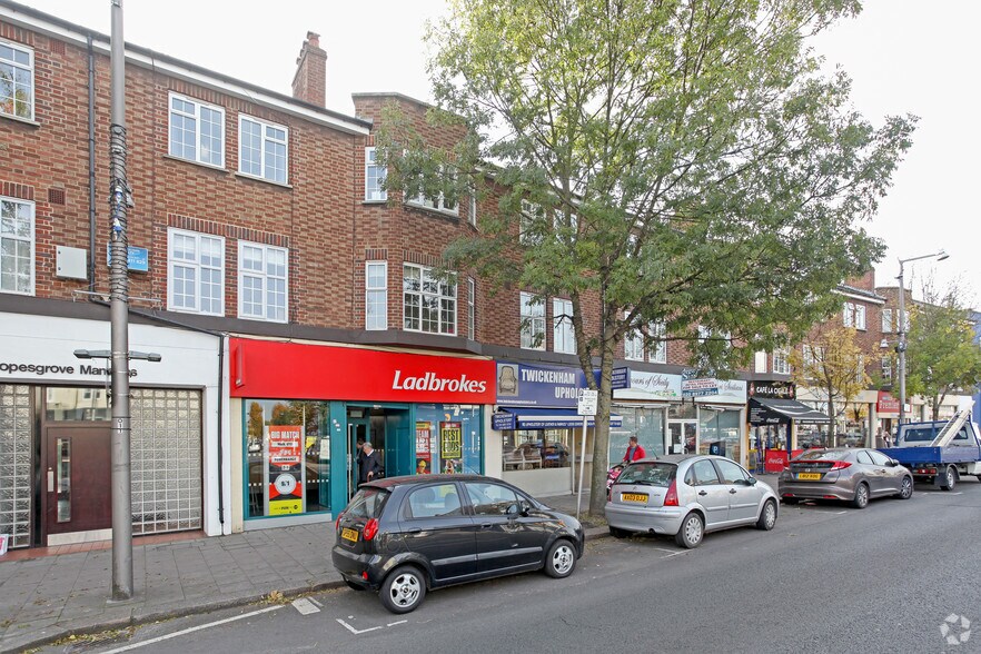 39 Heath Rd, Twickenham à louer - Photo de l’immeuble – Image 2 sur 3
