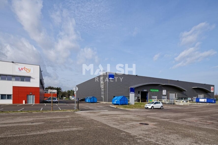 50 Rue Jean Zay, Saint-Priest à louer - Photo de l’immeuble – Image 2 sur 5