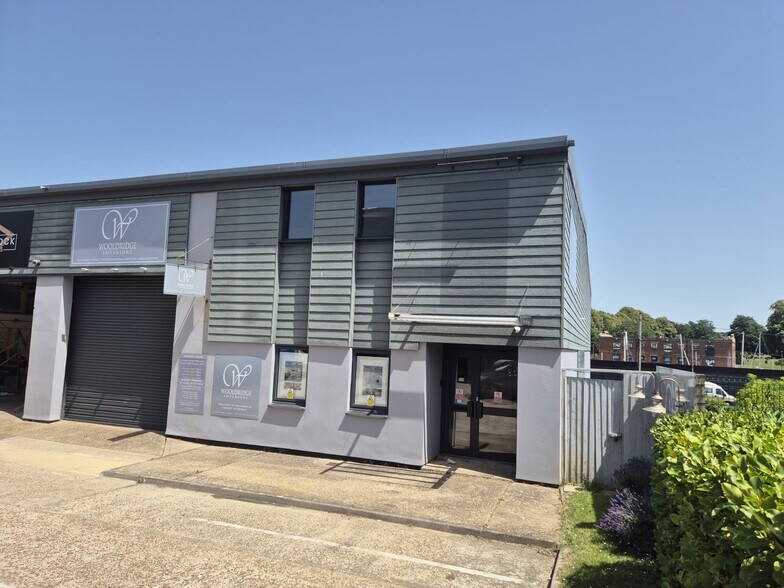 Hurstake Rd, Newport à louer - Photo de l’immeuble – Image 1 sur 1