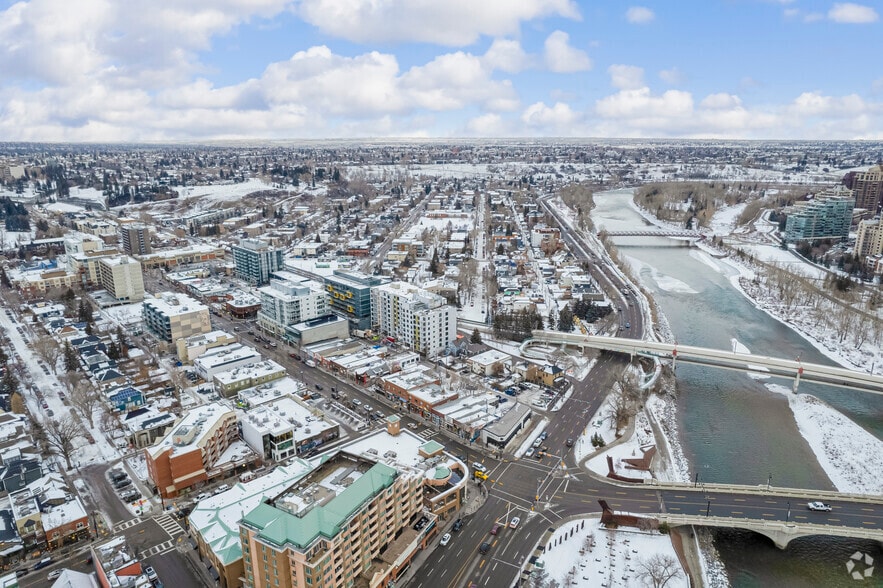 124 10th St NW, Calgary, AB à louer - Aérien – Image 2 sur 6