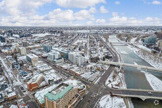 124 10th St NW, Calgary, AB - VUE AÉRIENNE  vue de carte - Image1