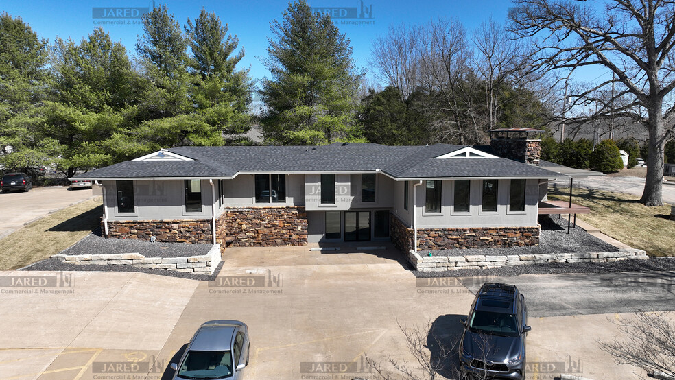 4415 E Sunshine St, Springfield, MO à louer - Photo de l’immeuble – Image 2 sur 42