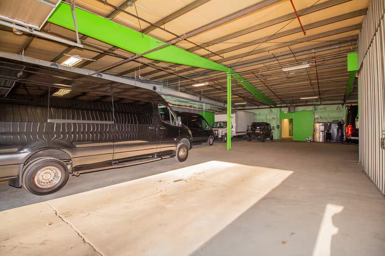 21-69 S Main St, Leicester, MA à louer Photo intérieure– Image 1 sur 5