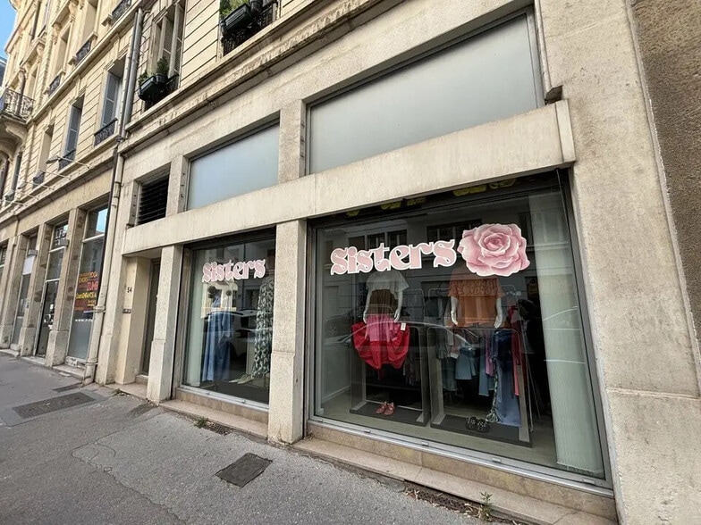 Local commercial dans Lyon à louer - Photo de l’immeuble – Image 1 sur 11