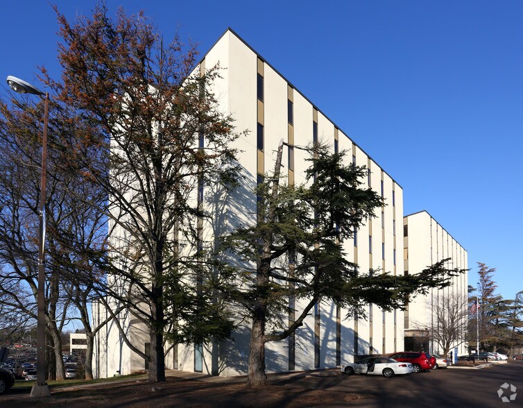 2500 Maryland Rd, Willow Grove, PA à vendre - Photo de l’immeuble – Image 2 sur 3