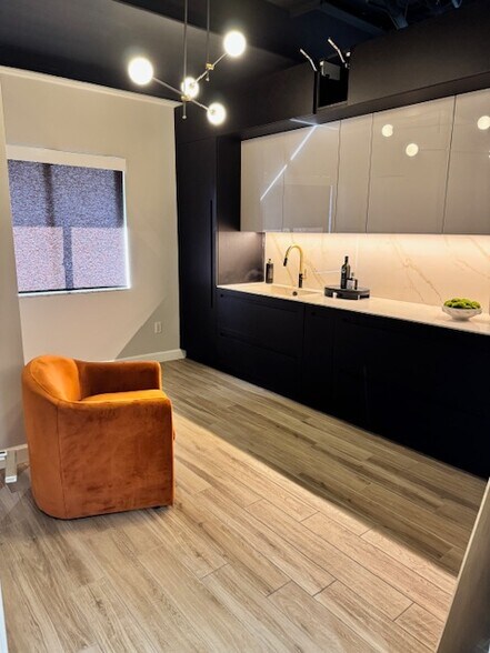 800 Harbour Dr, Naples, FL à louer - Photo de l’immeuble – Image 3 sur 6