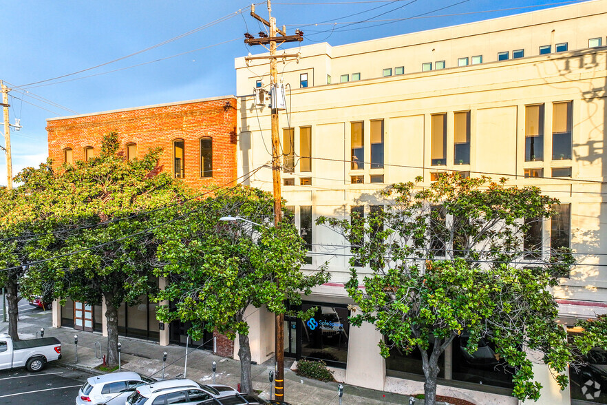 140-160 Franklin St, Oakland, CA à louer - Photo de l’immeuble – Image 3 sur 6