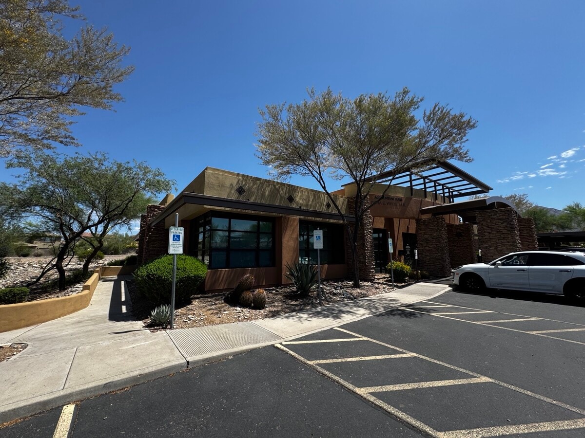 9917 E Bell Rd, Scottsdale, AZ 85260 - Lot 130 -  - Photo intérieure - Image 1 of 11