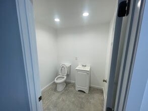 2646-2656 La Cienega Ave, Los Angeles, CA à louer Photo intérieure– Image 1 sur 9