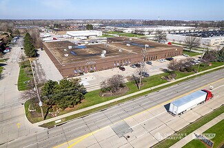 Plus de détails pour 6908 Engle Rd, Middleburg Heights, OH - Industriel/Logistique à louer