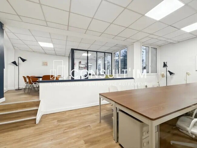 Plus de détails pour Boulevard Des Batignolles, Paris - Bureau à louer