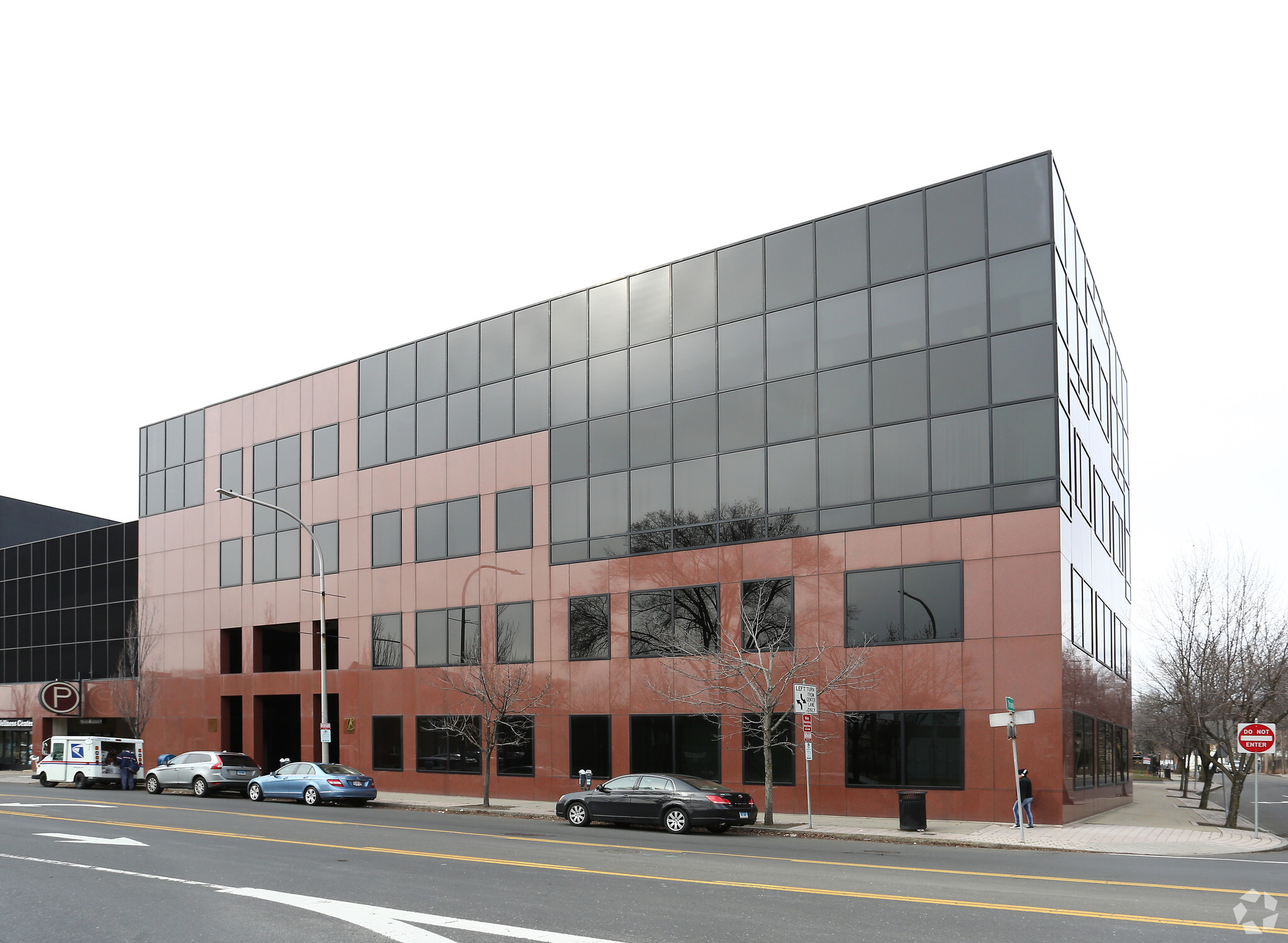 700 State St, New Haven, CT à louer Photo de l’immeuble– Image 1 sur 15