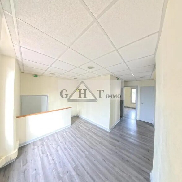 Bureau dans Créteil à louer - Photo intérieure – Image 2 sur 6