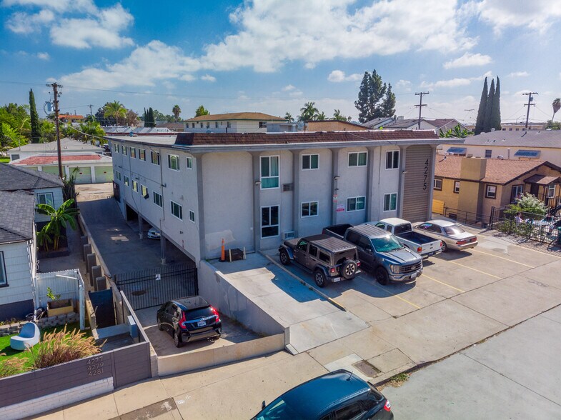 4275 48th St, San Diego, CA à vendre - Photo de l’immeuble – Image 3 sur 19