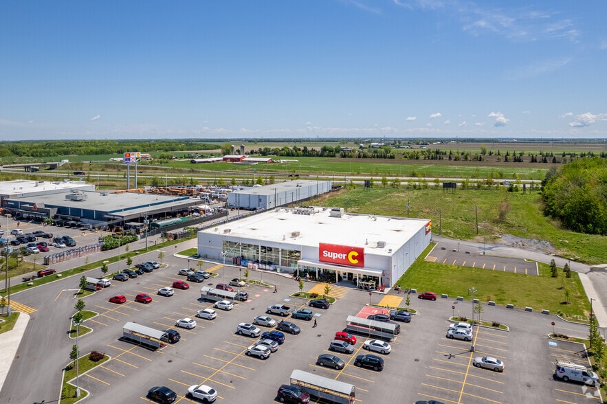 300-420 Rue Edmour-Daoust, Beauharnois, QC à louer - Aérien – Image 1 sur 5