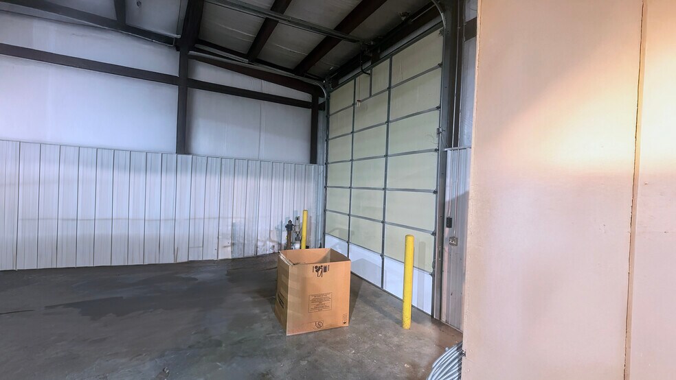 1019 Cowan Dr, Lebanon, MO à louer - Photo de l’immeuble – Image 2 sur 2