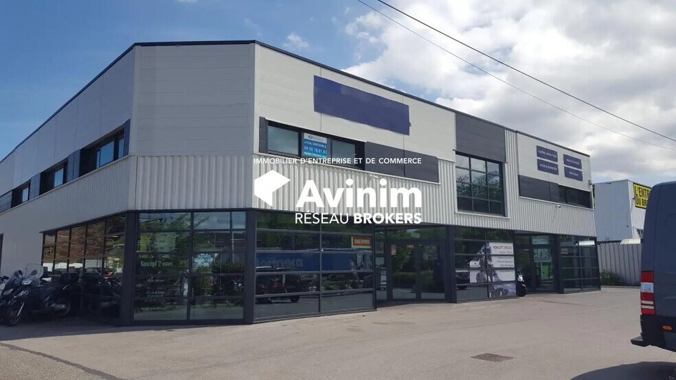 Bureau dans Saint-Julien-en-Genevois à louer - Photo principale – Image 1 sur 1