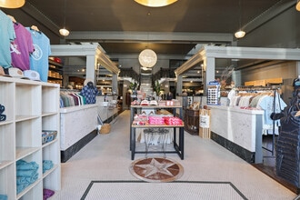 110 N Tennessee St, McKinney, TX à louer Photo intérieure– Image 1 sur 51