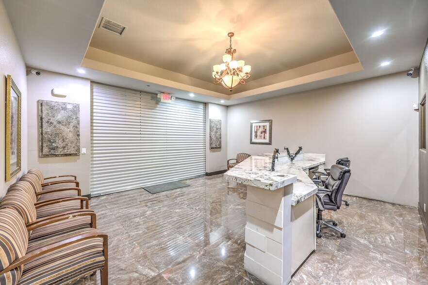 2984 Marco St, Las Vegas, NV à vendre - Hall d’entrée – Image 2 sur 25