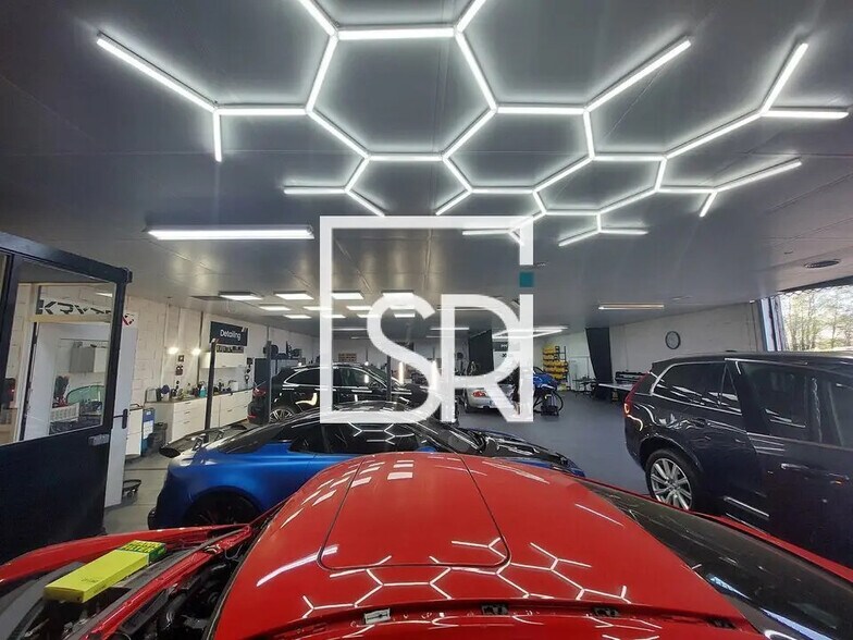 Bureau dans Cournon-d'Auvergne à vendre - Photo intérieure – Image 2 sur 12