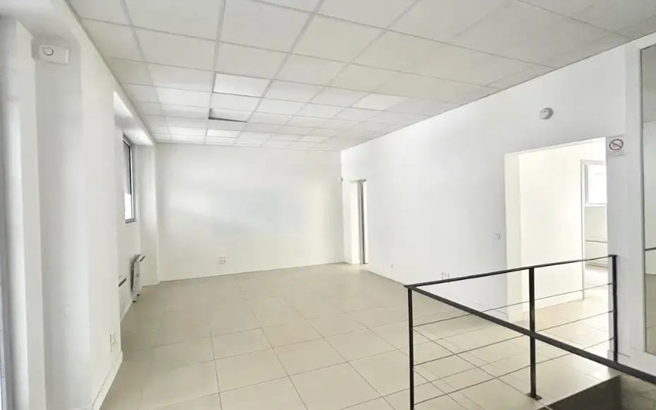 28 Rue Godefroy Cavaignac, Paris à louer - Photo de l’immeuble – Image 2 sur 17