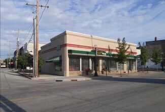 Plus de détails pour 115 S 1st St: Mixed Use Development – Local commercial à vendre, Champaign, IL
