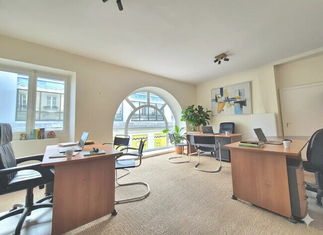 Plus de détails pour 17 Rue De La Barillerie, Nantes - Bureau à louer