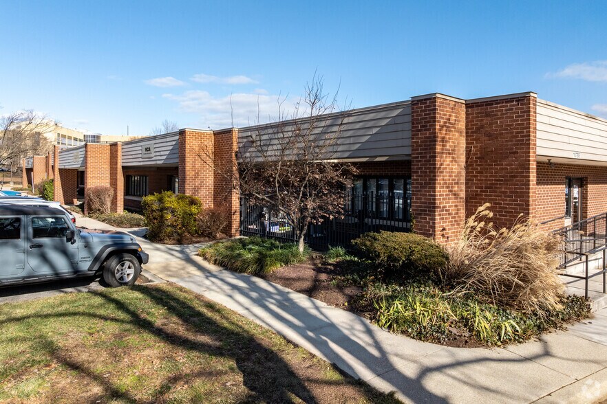 10788-10798 Hickory Ridge Rd, Columbia, MD à louer - Photo de l’immeuble – Image 2 sur 4