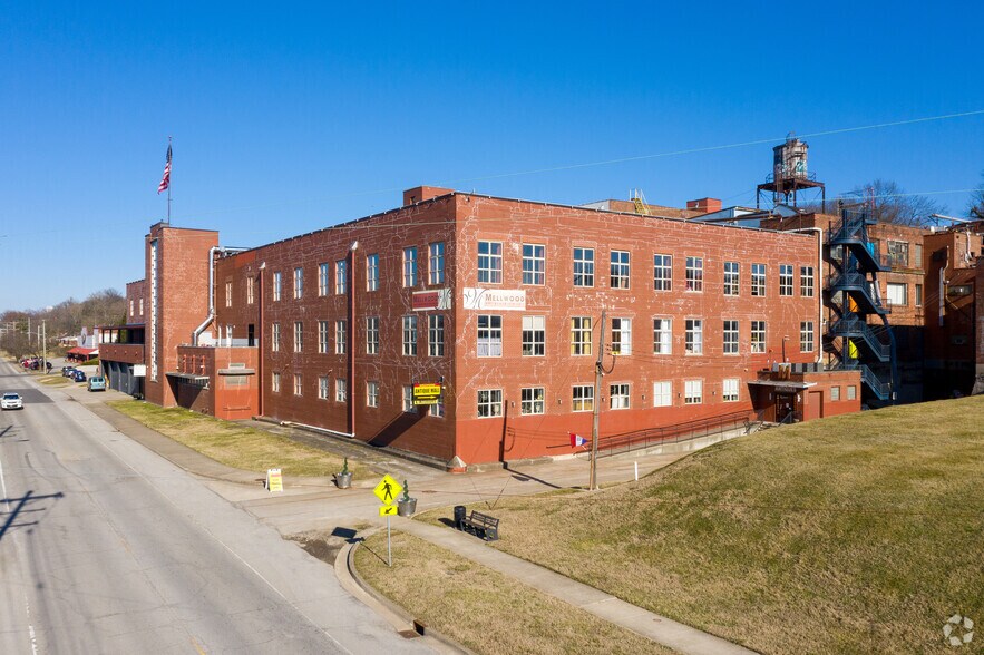 1850-1890 Mellwood Ave, Louisville, KY à louer - Photo de l’immeuble – Image 2 sur 6
