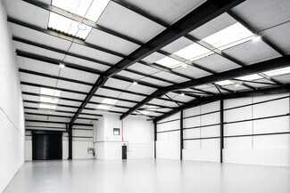 Plus de détails pour Drome Rd, Deeside - Industriel/Logistique à louer