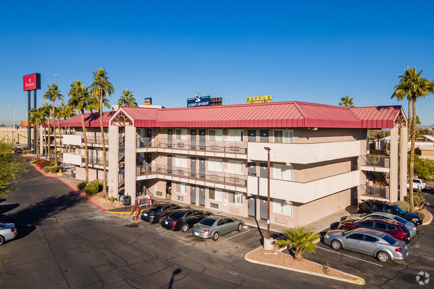1701 W Baseline Rd, Tempe, AZ à vendre - Photo de l’immeuble – Image 1 sur 52
