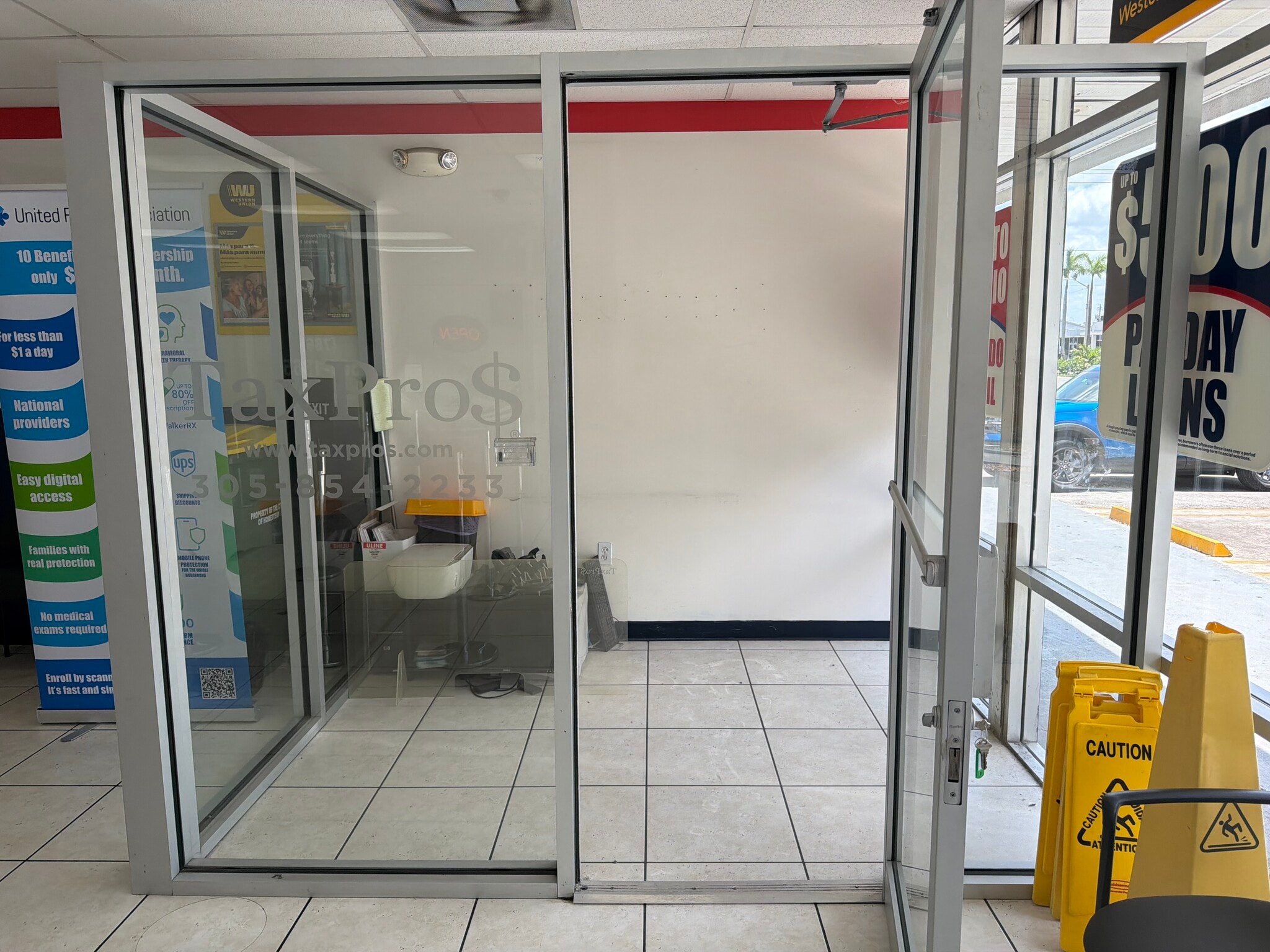 338 N Krome Ave, Homestead, FL à louer Photo intérieure– Image 1 sur 1
