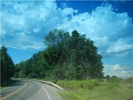 Hwy 258, Grove City, PA à vendre - Photo principale – Image 1 sur 10