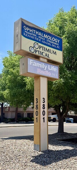 3801 Eubank Blvd NE, Albuquerque, NM à vendre - Photo de l’immeuble – Image 3 sur 10