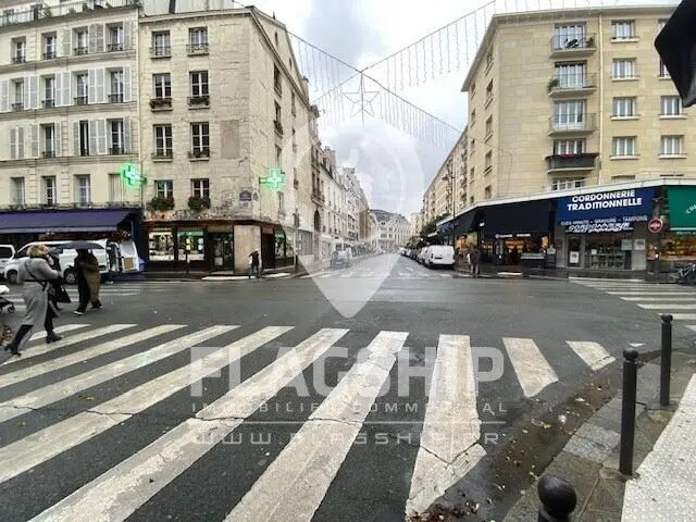 Local commercial dans Paris à louer - Photo de l’immeuble – Image 2 sur 2