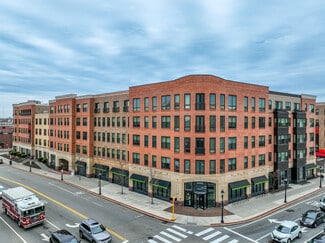 Plus de détails pour 1 Moody St, Waltham, MA - Local commercial à louer