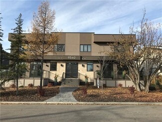 Plus de détails pour 9542 142 St, Edmonton, AB - Logement à vendre