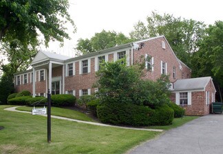 Plus de détails pour 1100 W Valley Rd, Wayne, PA - Bureau à louer