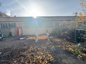 Taylor Ln, Loscoe à louer Photo de l’immeuble– Image 1 sur 4