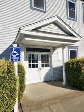 195 Russell St, Hadley, MA à louer Photo intérieure– Image 1 sur 3