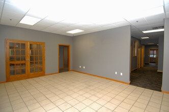 2346 Mormon Trek Blvd, Iowa City, IA à louer Photo intérieure– Image 2 sur 22