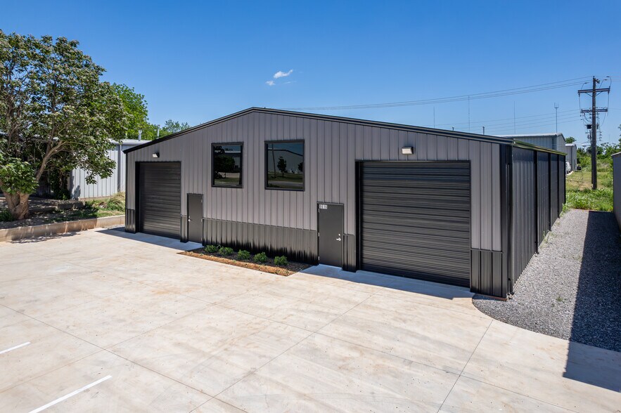8610 N Classen Blvd, Oklahoma City, OK à louer - Photo de l’immeuble – Image 3 sur 16