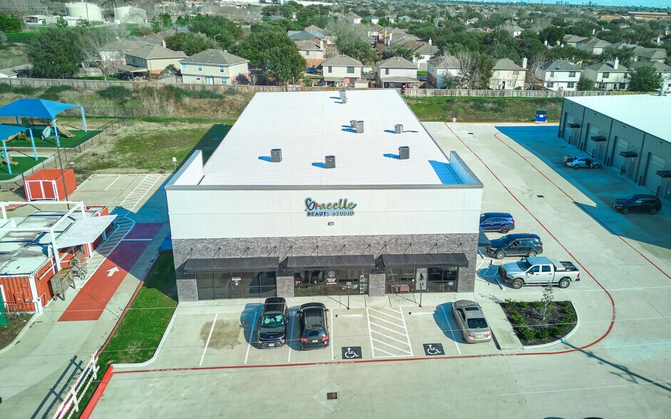3820 Mason Rd, Katy, TX à louer - Photo principale – Image 1 sur 3