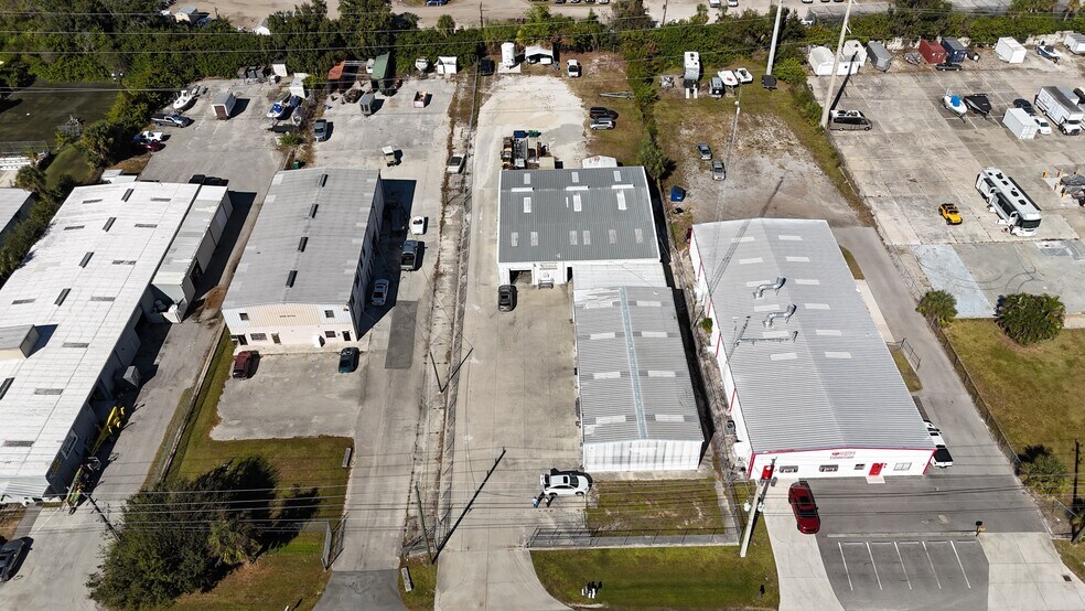 170 Rich St, Venice, FL à vendre - Photo de l’immeuble – Image 2 sur 5