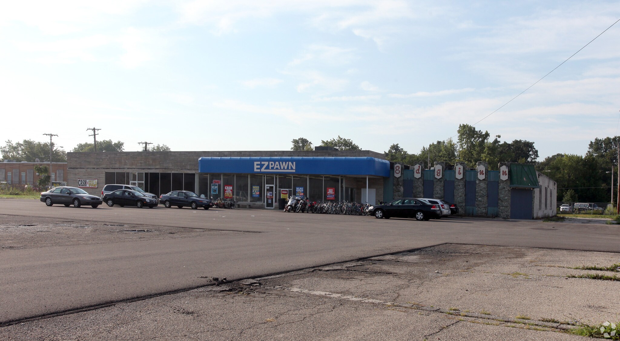 2547 Nichol Ave, Anderson, IN à louer Photo principale– Image 1 sur 3