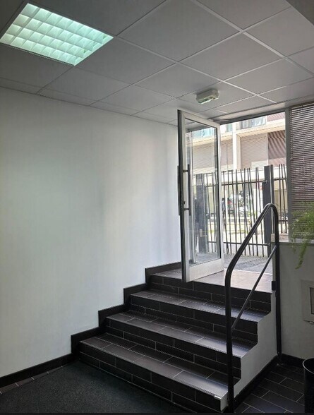 52 Rue Des Haies, Paris à vendre - Photo de l’immeuble – Image 3 sur 11