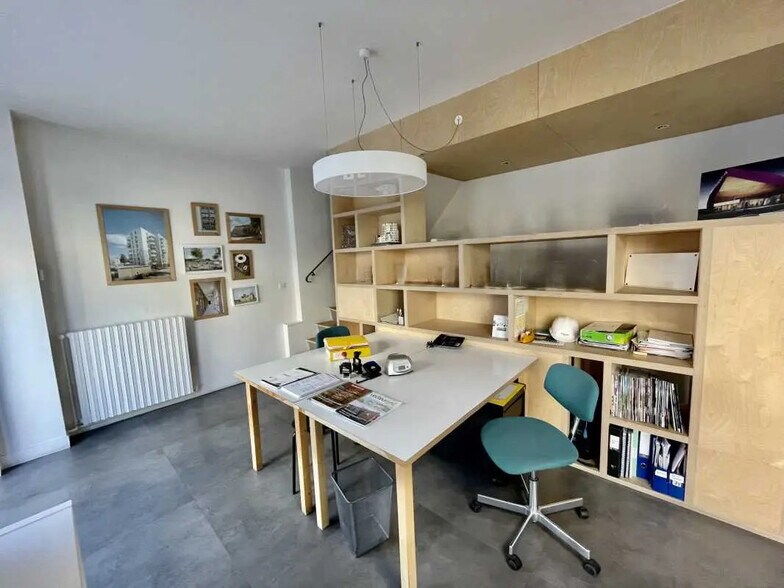 Bureau dans Rouen à louer - Photo de l’immeuble – Image 3 sur 11