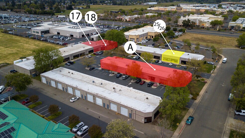 990 Klamath Ln, Yuba City, CA à louer - Photo de l’immeuble – Image 1 sur 7