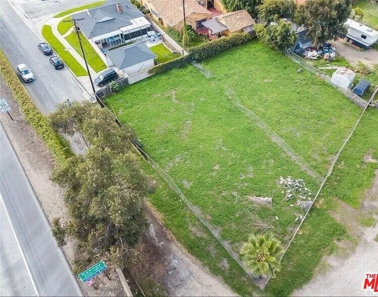 7700 Bangle Rd Ave, Downey, CA à vendre - Photo de l’immeuble – Image 3 sur 3